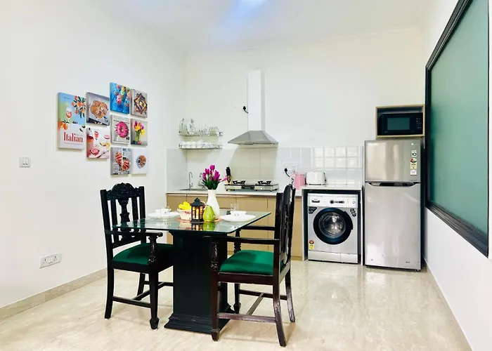 Superior One-Bedroom Apartment